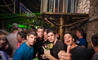 Pjena Party totalni hit na Krku u Clubu JUNGLE