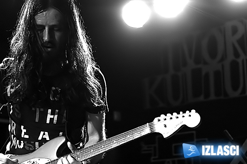 Odličan koncert Petrola i Man Zero u Tvornici