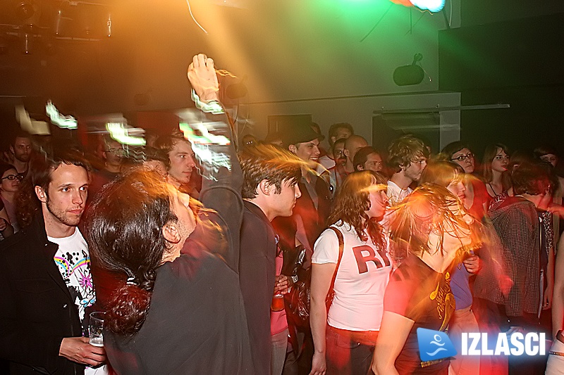 Odličan koncert Petrola i Man Zero u Tvornici